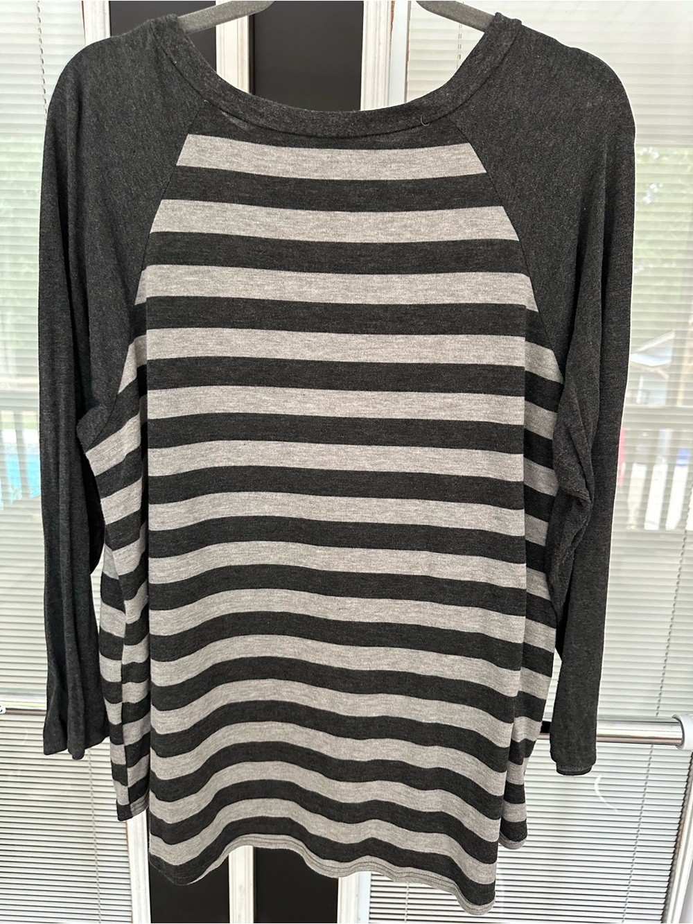 Size 2X Cool Melon Striped Long Sleeve Raglan Top - Black & Light Gray